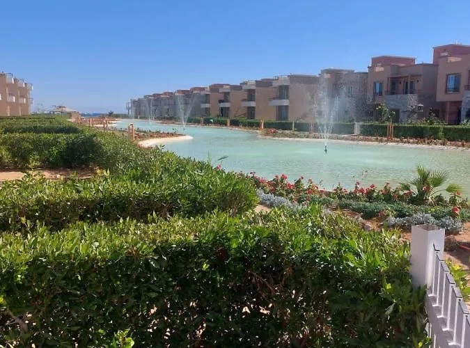 Twin House- La Jolie Marina